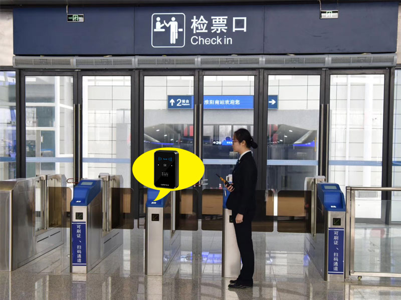 高铁站、机场等人流量大的场所